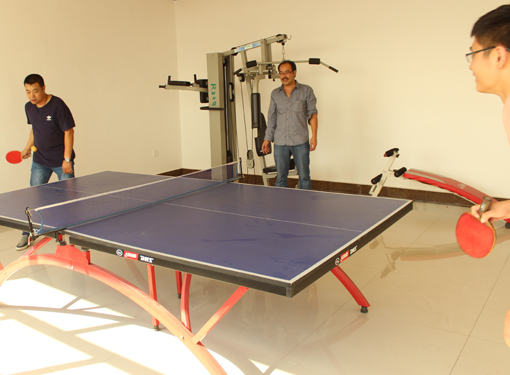 上海宜博尔员工健身室-2